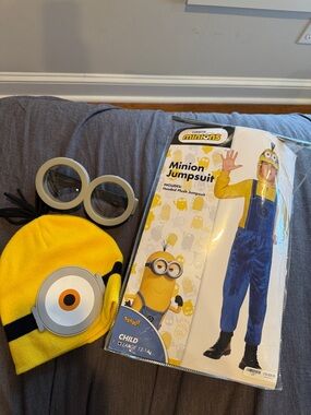 Minion Jumpsuit Costume - Yellow & Blue Child Size large 12-14.